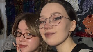 LinaandLara